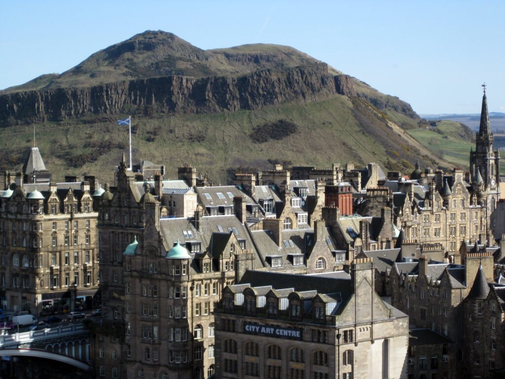 1arthurs-seat-in-edinburgh