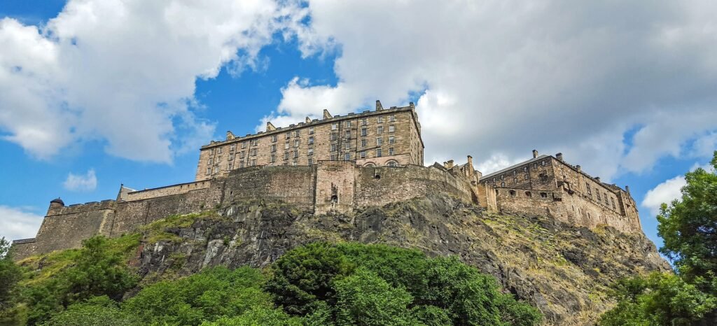 edinburgh-1607903_1920