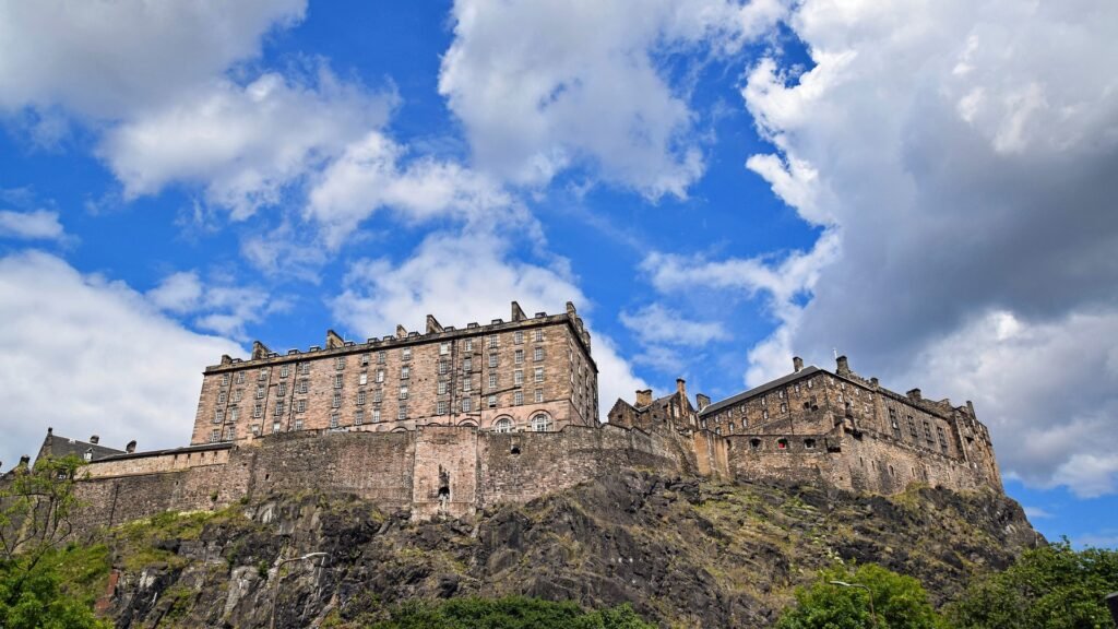 edinburgh-1607907_1920