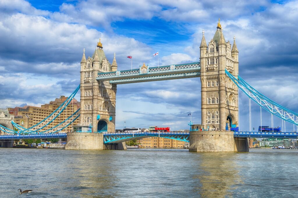 tower-2223305_1920
